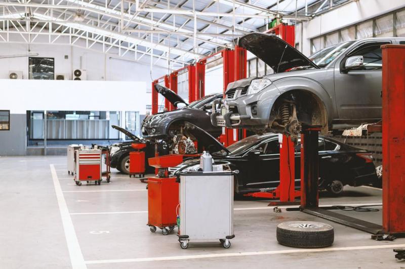 Voiture thermique, hybride ou &eacute;lectrique, notre &eacute;quipe adapte chaque r&eacute;paration &agrave; Cognac